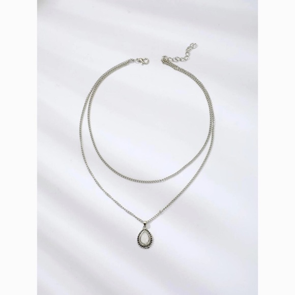 “Soulmate” Moonstone Gem Layered Indie Necklace - Picture 4 of 8